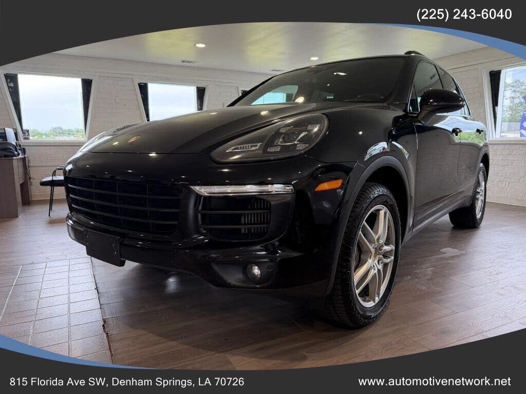 2017 PORSCHE Cayenne