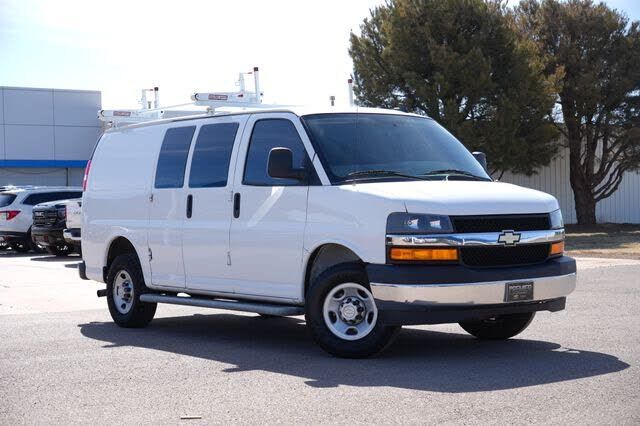 2022 CHEVROLET Express