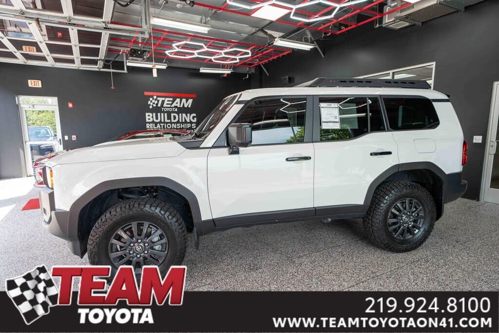 2024 TOYOTA Land Cruiser