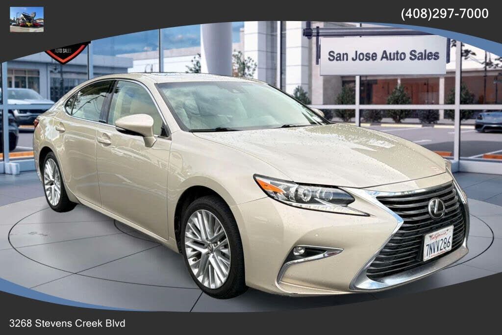 2016 LEXUS ES