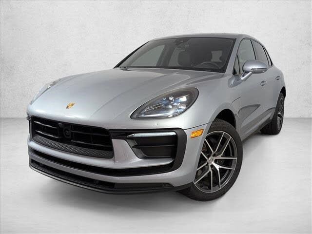 2025 PORSCHE Macan