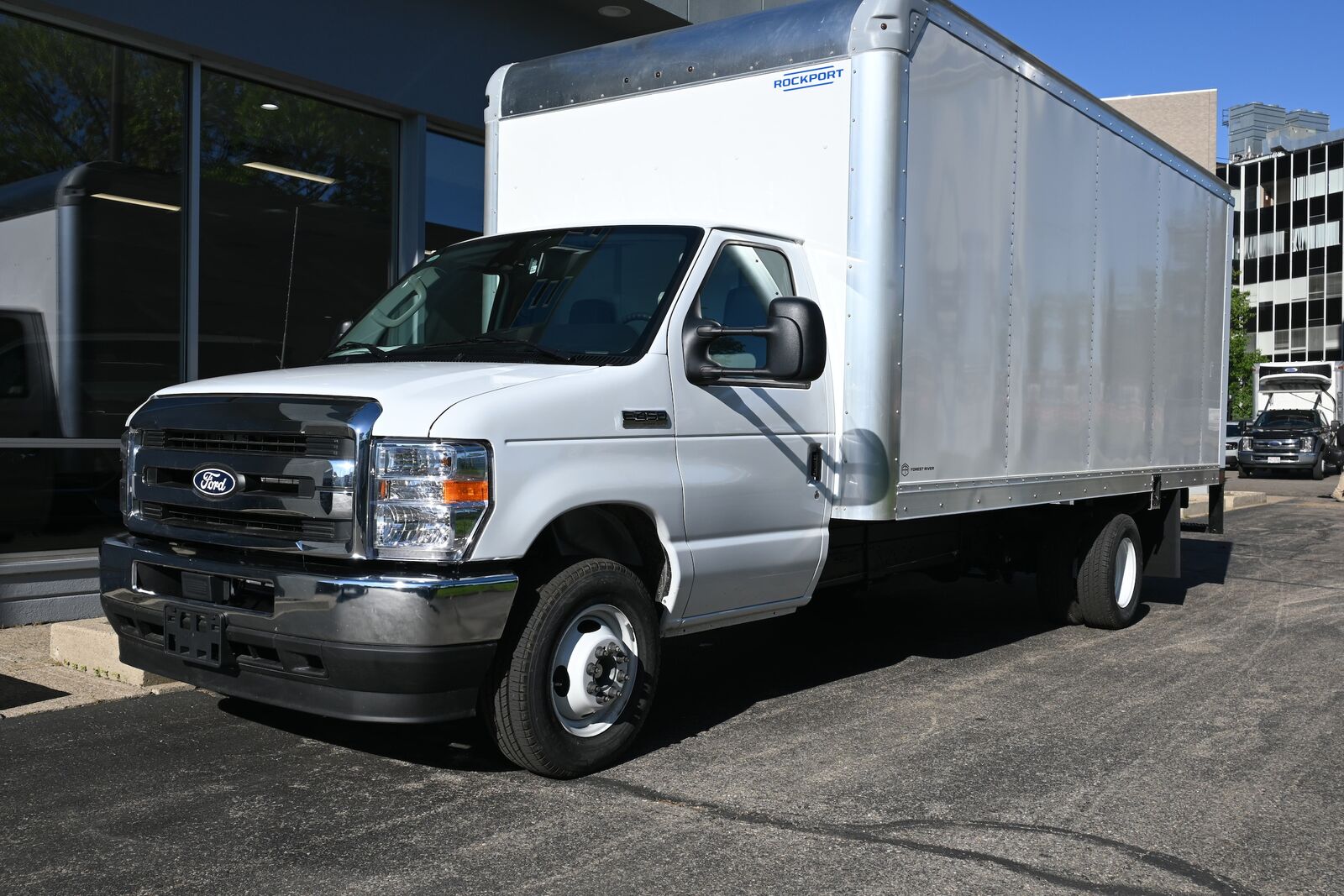 2026 FORD E-450