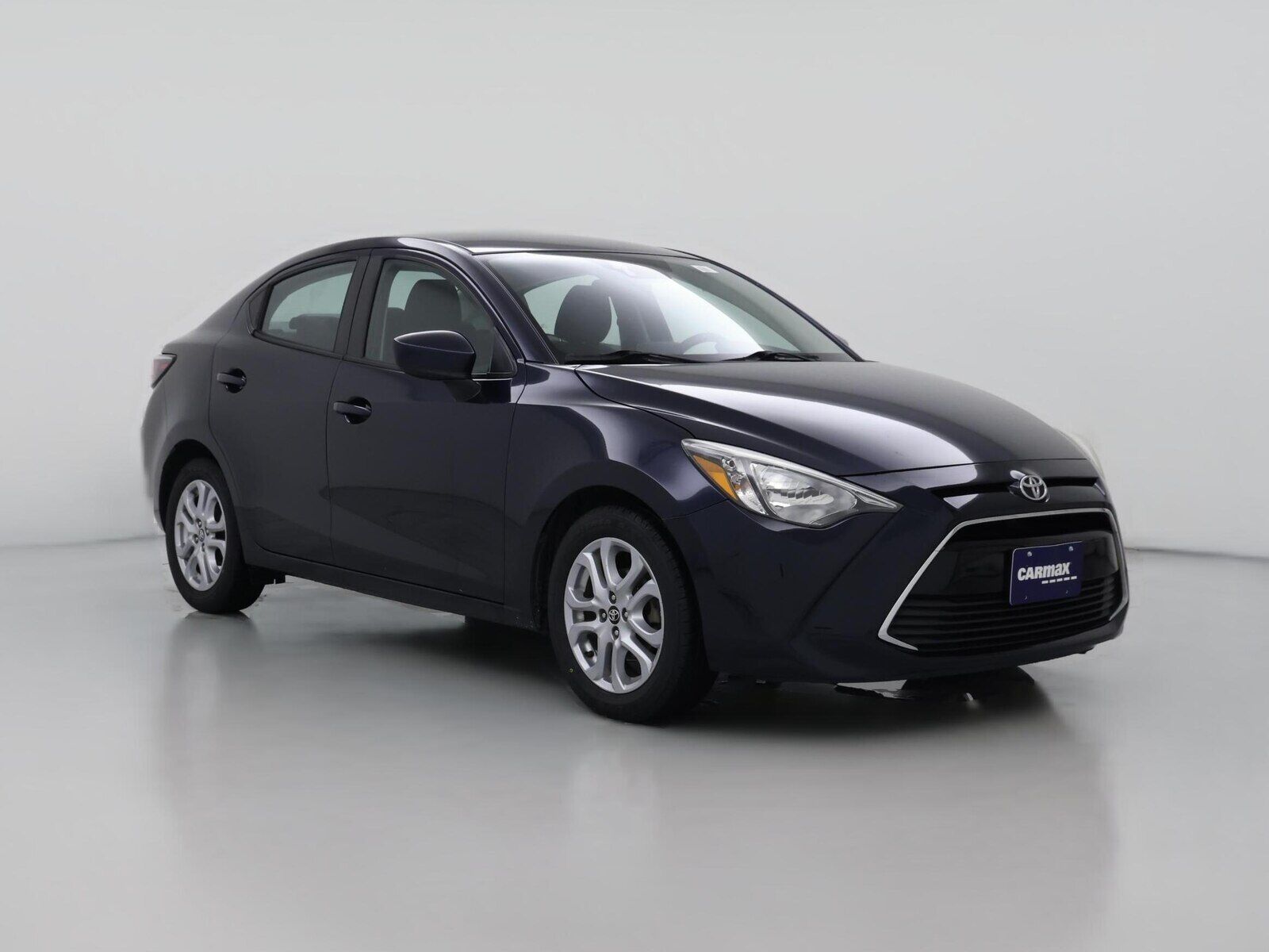 2017 TOYOTA Yaris
