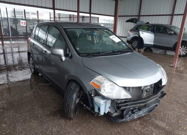 2010 NISSAN Versa