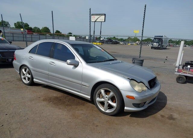 2005 MERCEDES-BENZ C-Class