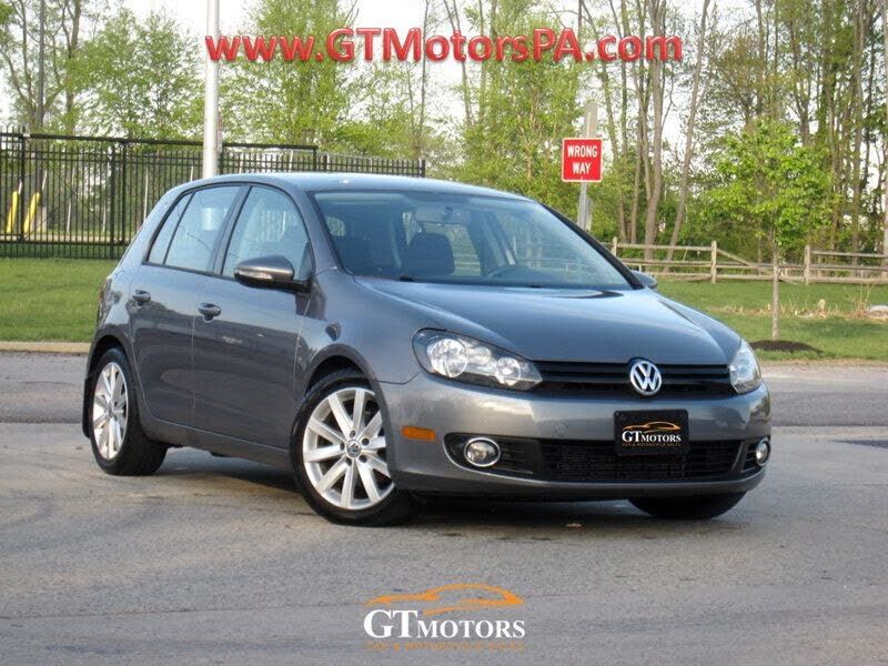 2011 VOLKSWAGEN Golf