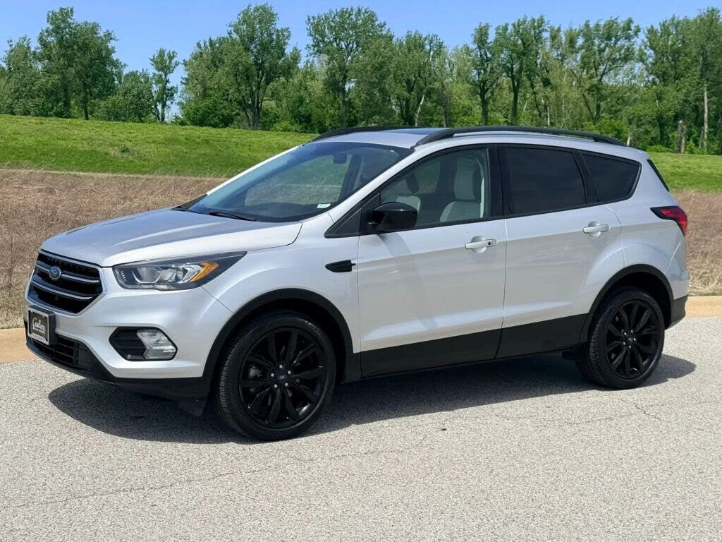 2019 FORD Escape