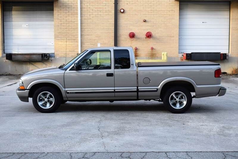 2001 CHEVROLET S-10 Pickup