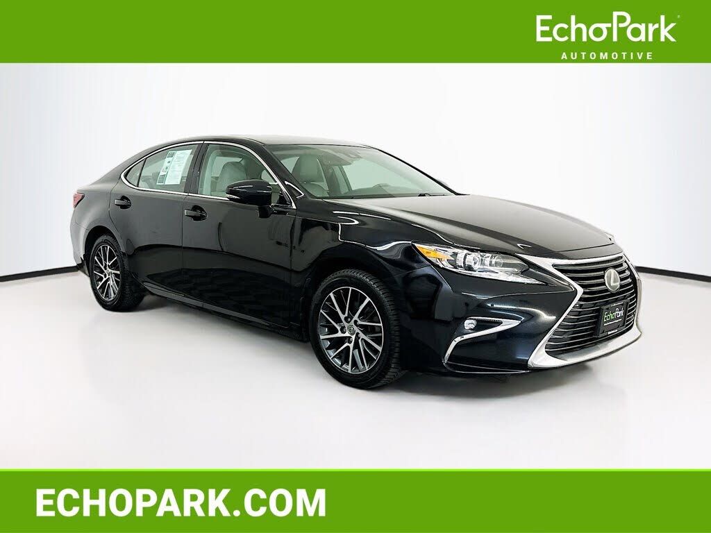 2018 LEXUS ES
