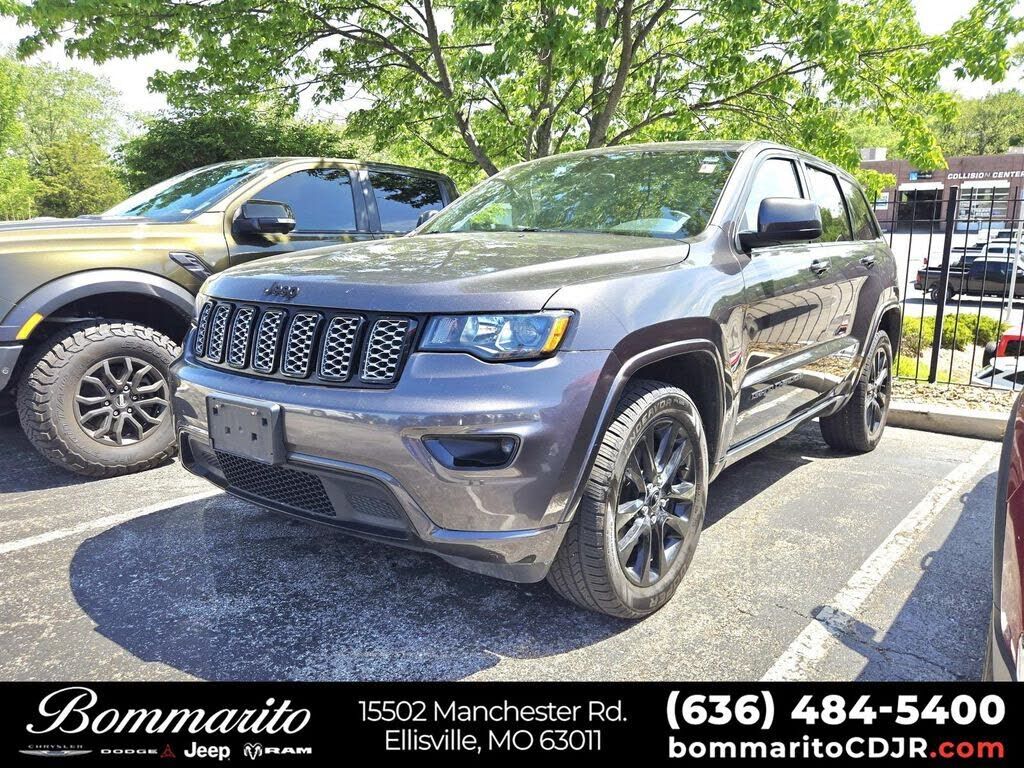 2017 JEEP Grand Cherokee