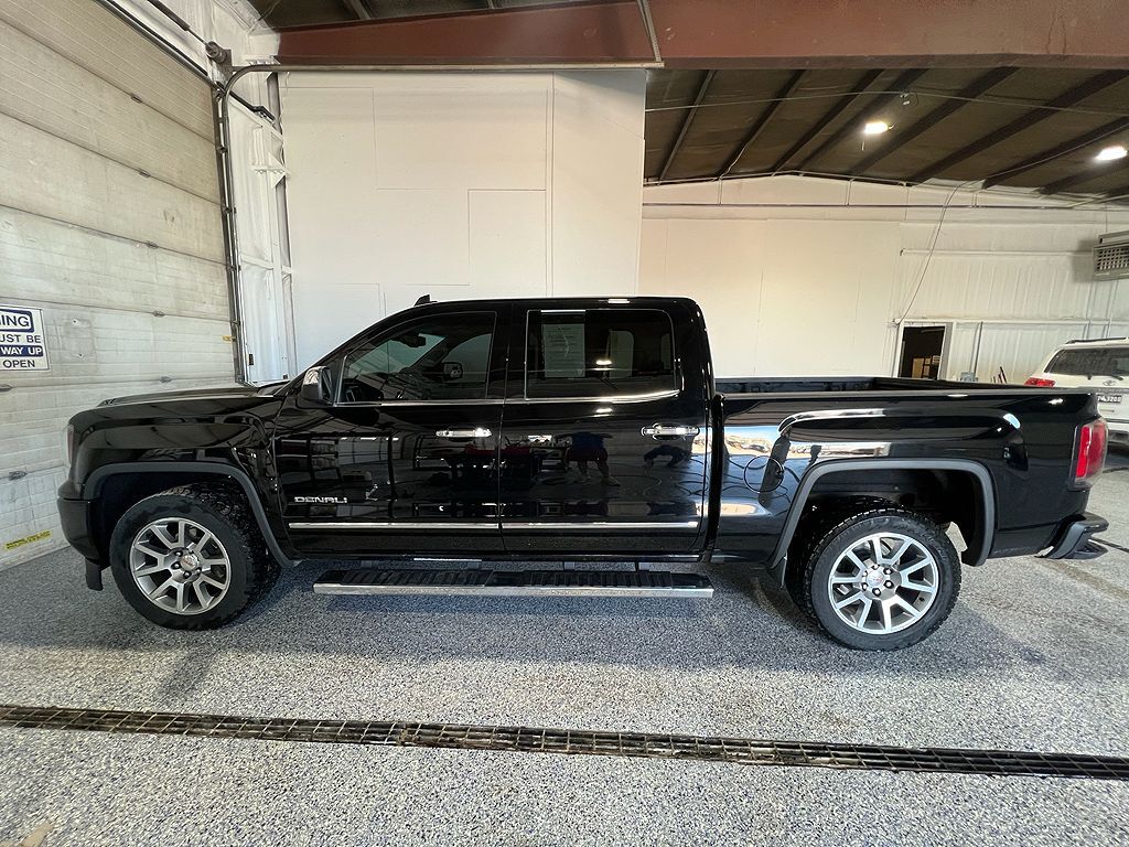 2017 GMC Sierra