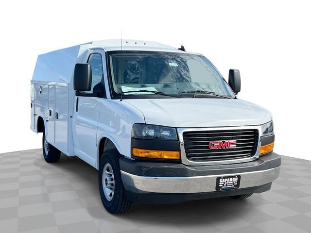 2025 GMC Savana