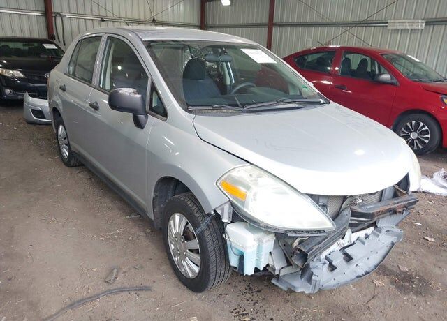 2010 NISSAN Versa