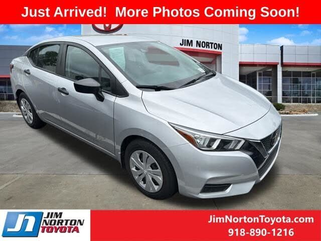 2021 NISSAN Versa