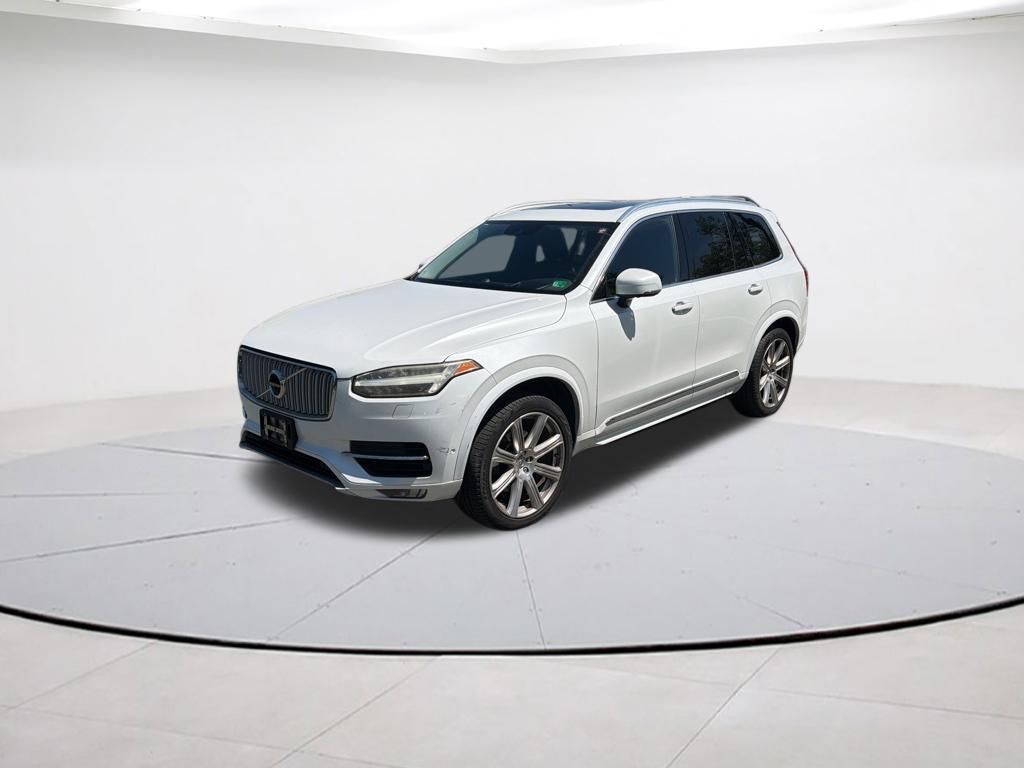 2016 VOLVO XC90
