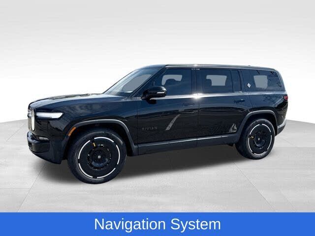 2025 RIVIAN R1S