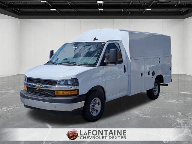 2026 CHEVROLET Express