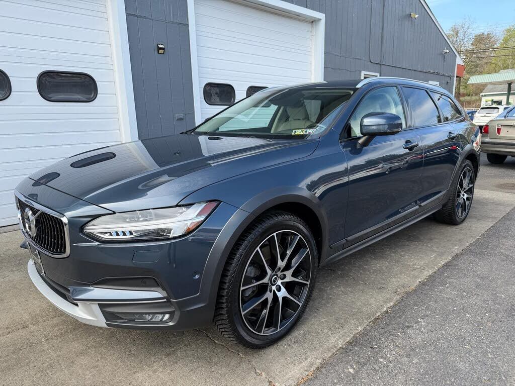 2020 VOLVO V90CC