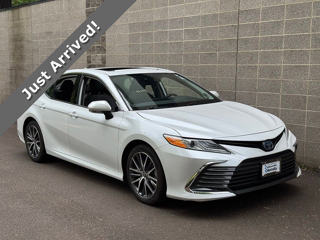 2023 TOYOTA Camry