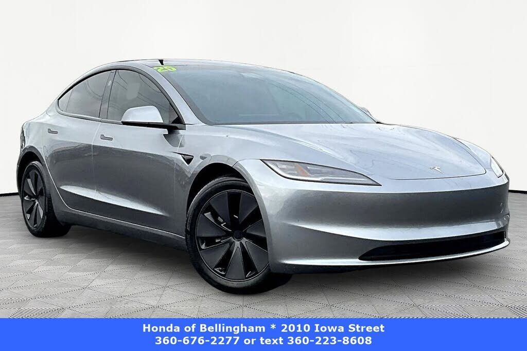 2025 TESLA Model 3