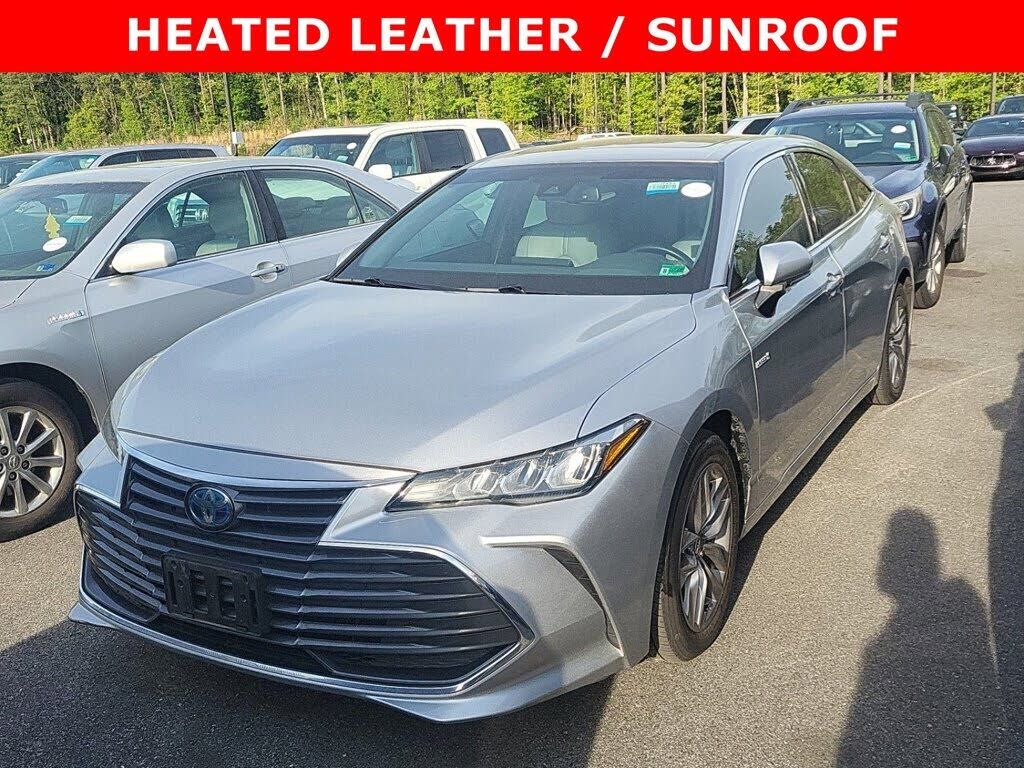 2020 TOYOTA Avalon