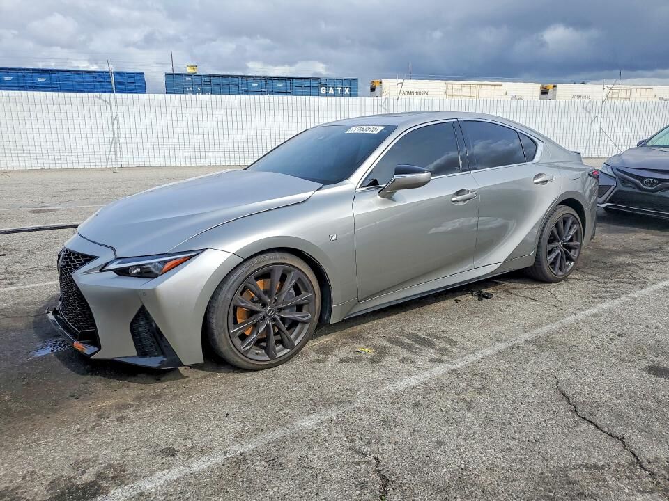 2022 LEXUS IS
