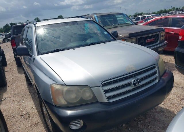 2002 TOYOTA Highlander
