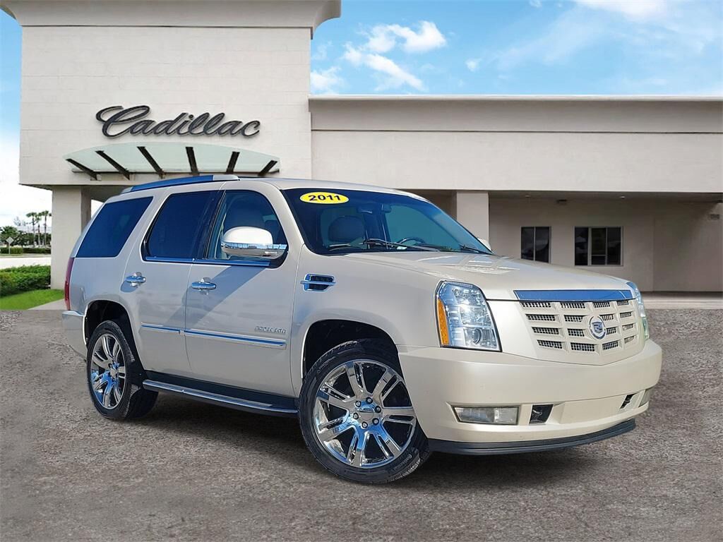 2011 CADILLAC Escalade
