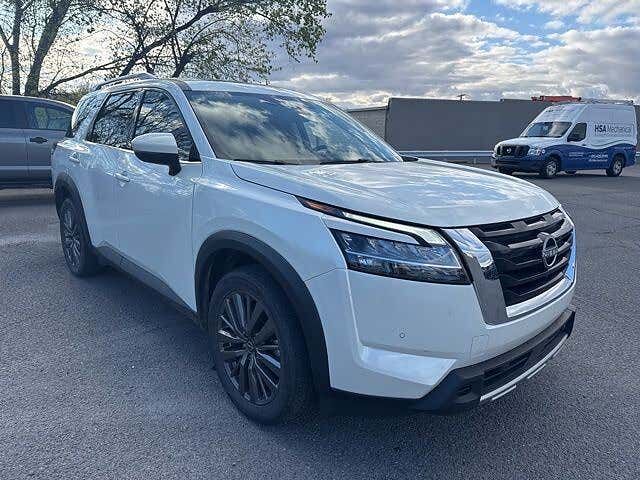 2023 NISSAN Pathfinder