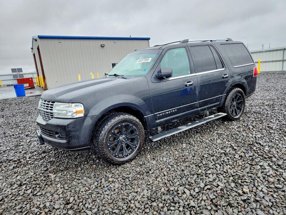 2010 LINCOLN Navigator