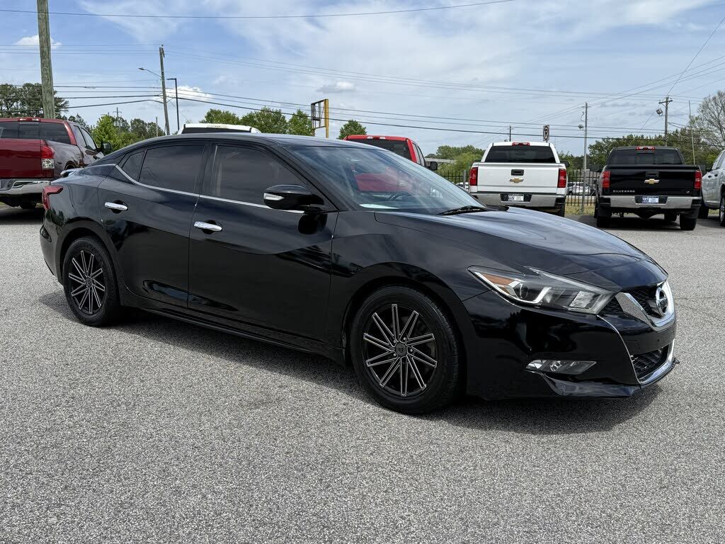 2017 NISSAN Maxima