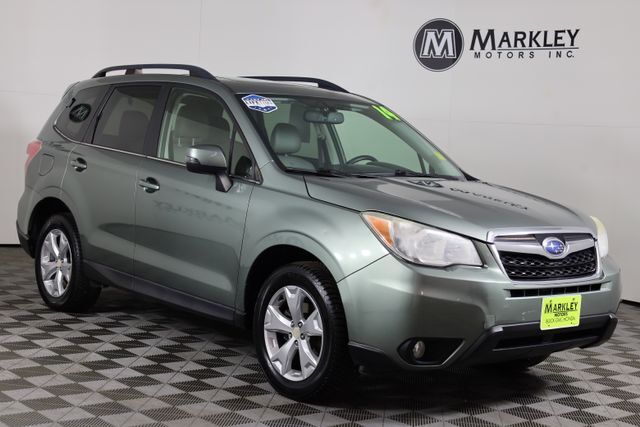 2014 SUBARU Forester