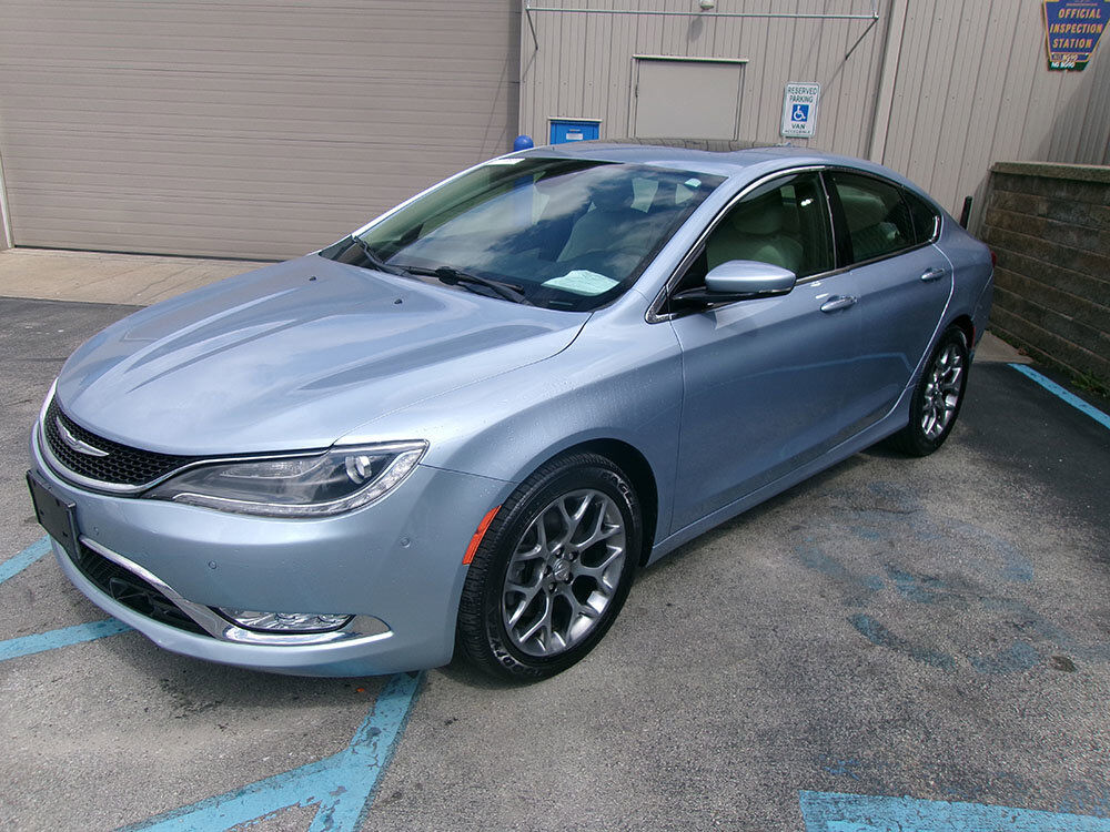 2015 CHRYSLER 200