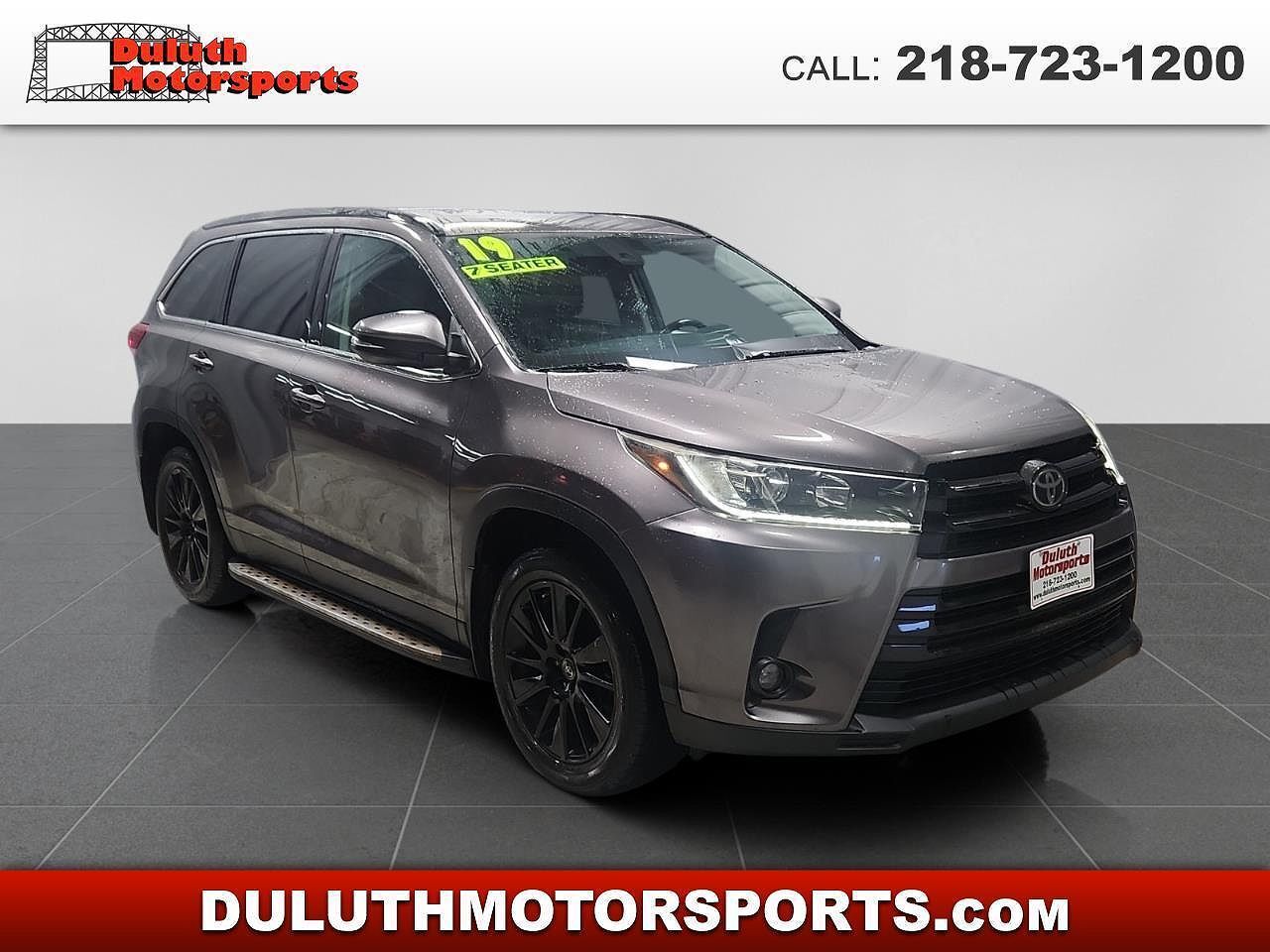 2019 TOYOTA Highlander