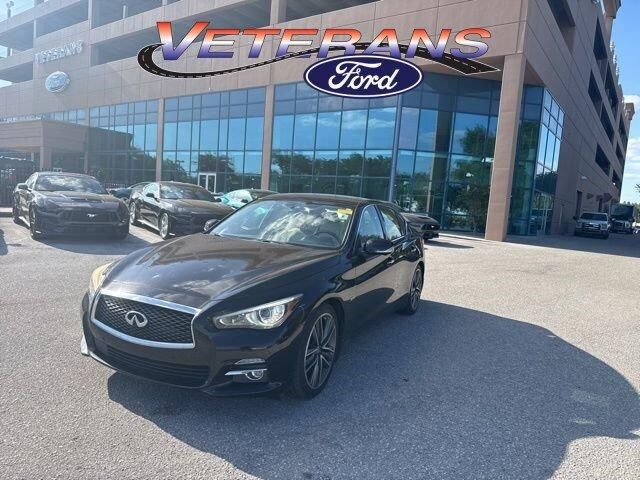2017 INFINITI Q50