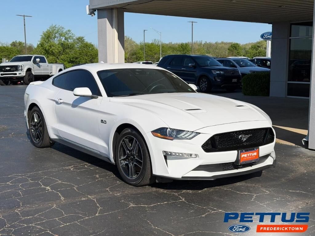 2021 FORD Mustang