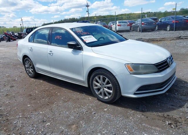 2015 VOLKSWAGEN Jetta