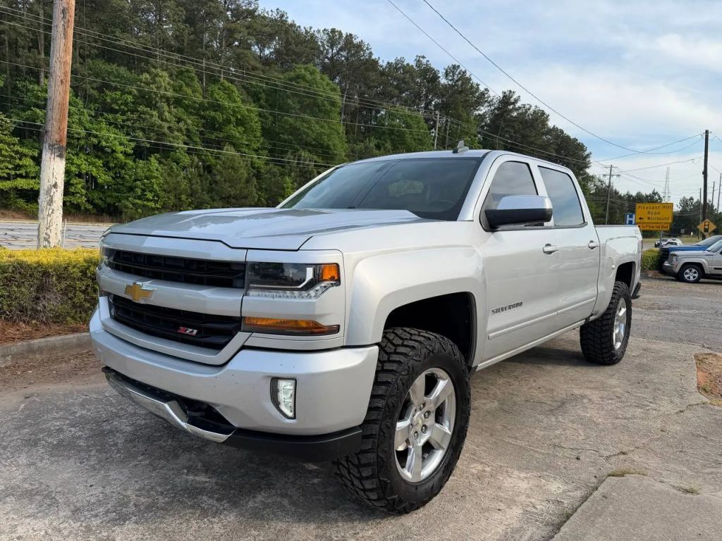 2018 CHEVROLET Silverado