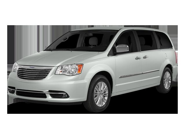 2014 CHRYSLER Town and Country
