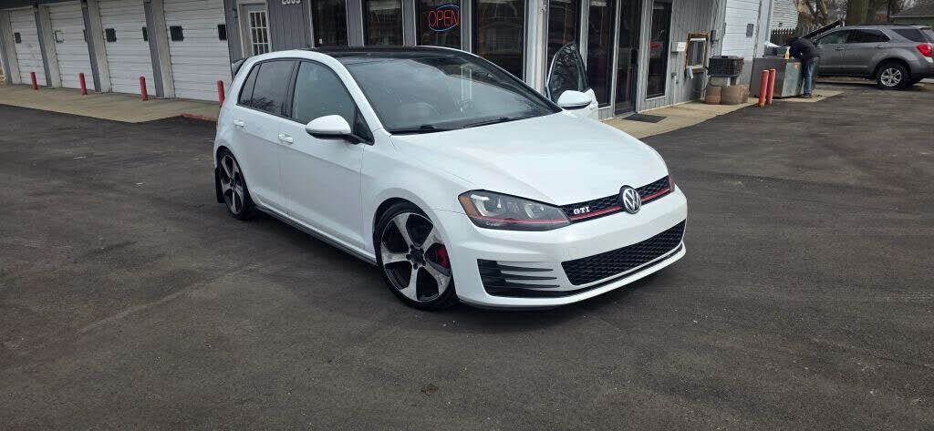 2015 VOLKSWAGEN GTI