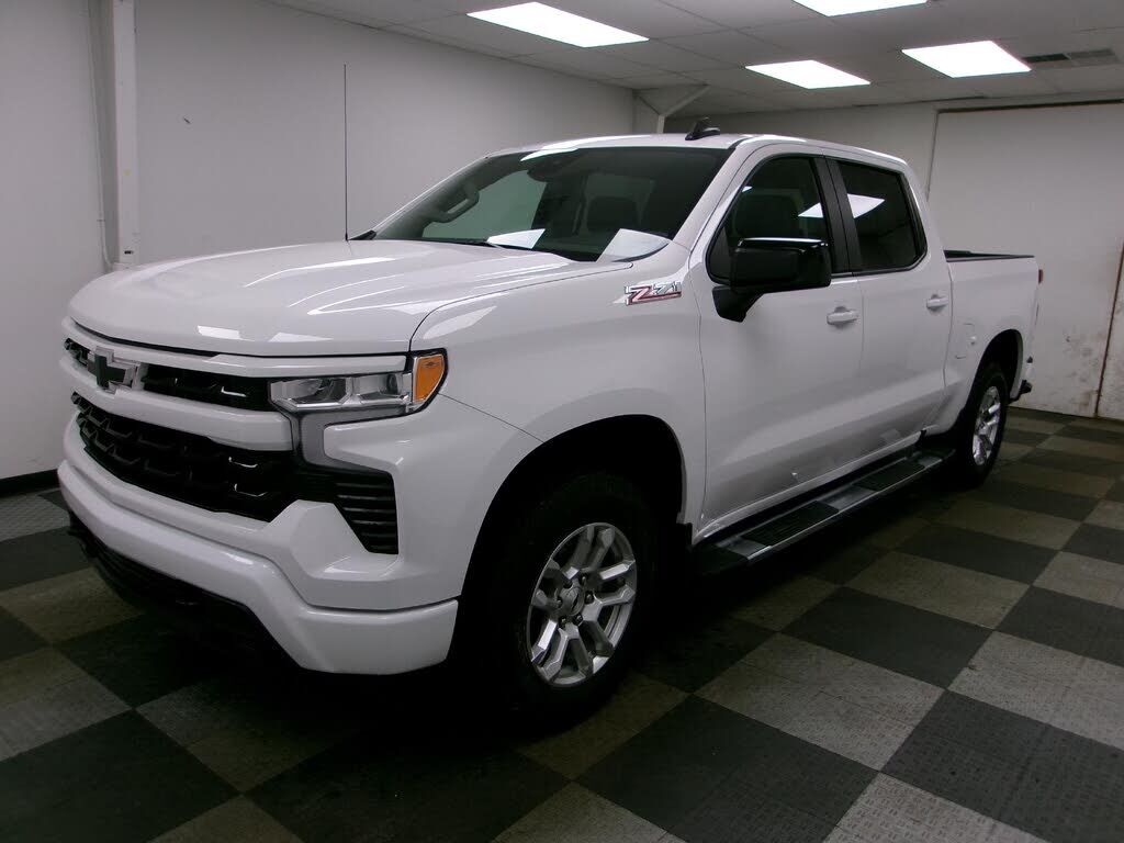 2024 CHEVROLET Silverado