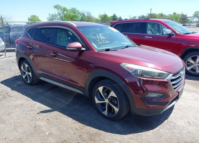 2017 HYUNDAI Tucson