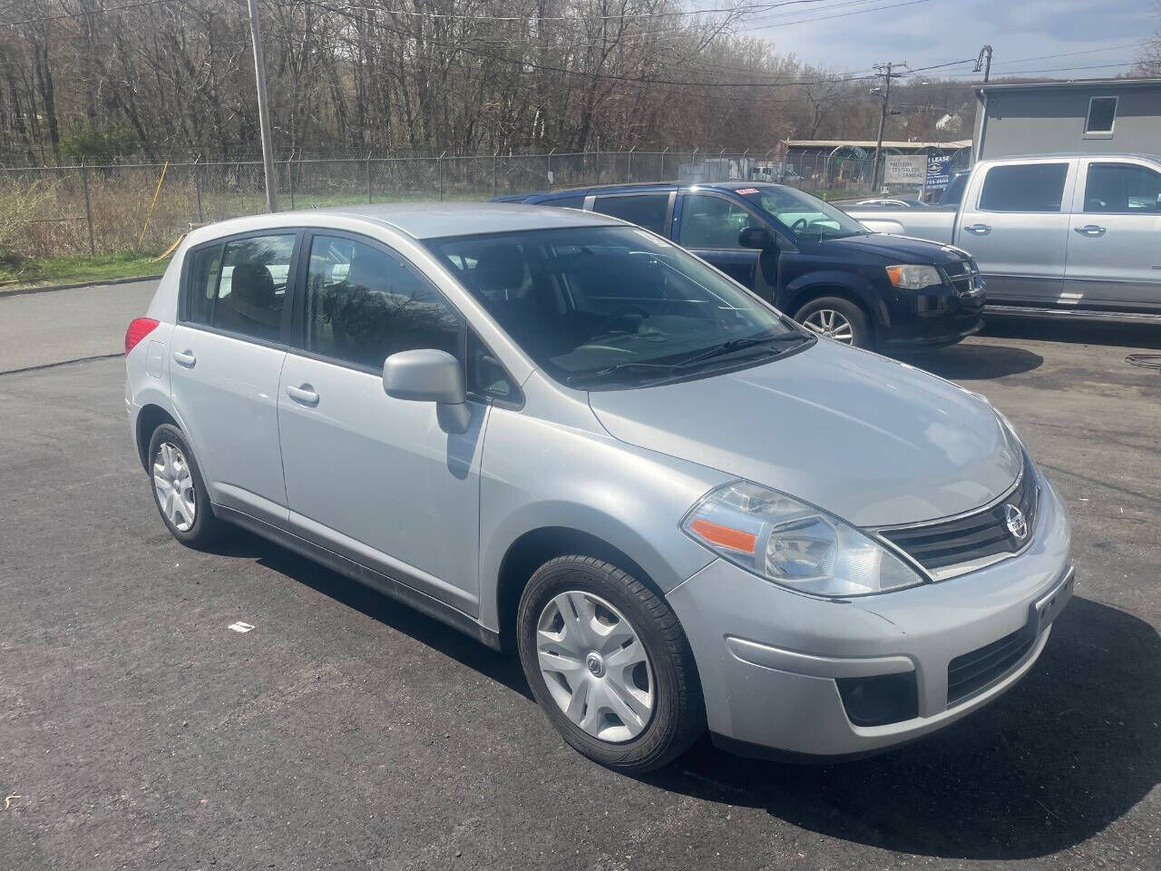 2012 NISSAN Versa