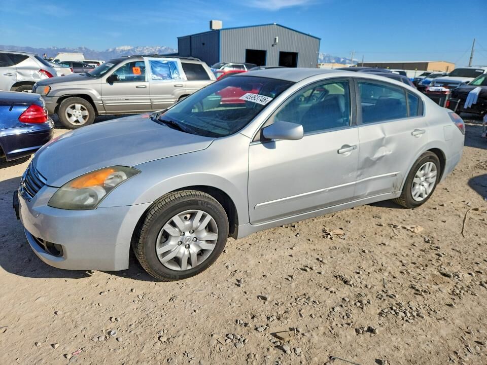 2009 NISSAN Altima