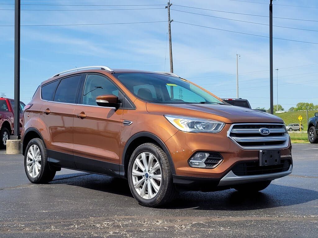 2017 FORD Escape