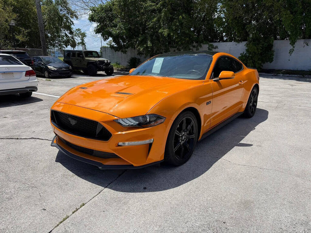 2019 FORD Mustang