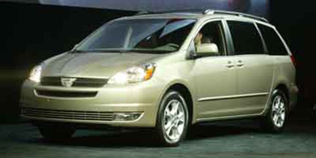 2004 TOYOTA Sienna