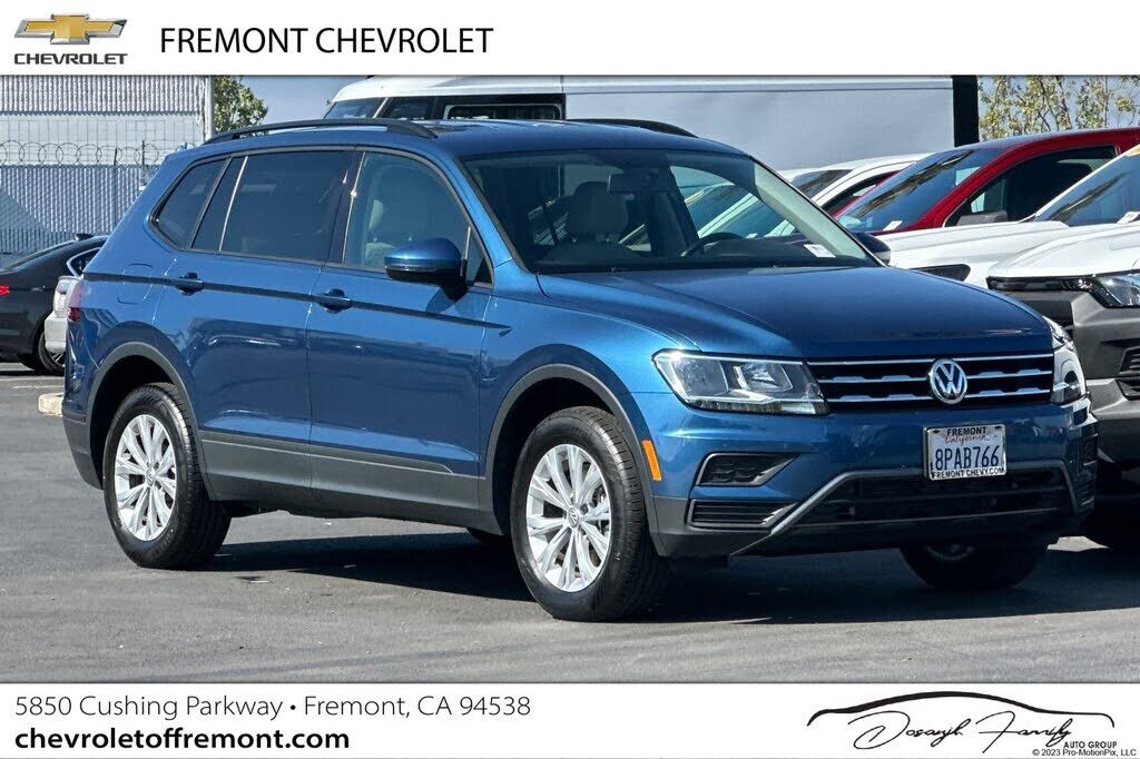2020 VOLKSWAGEN Tiguan