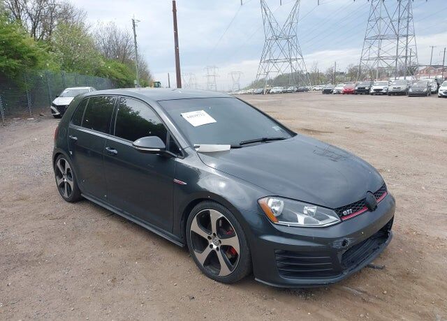 2016 VOLKSWAGEN Golf GTI