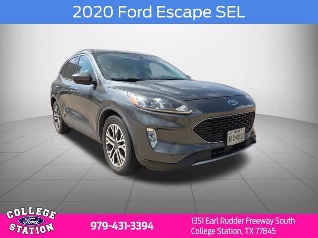 2020 FORD Escape